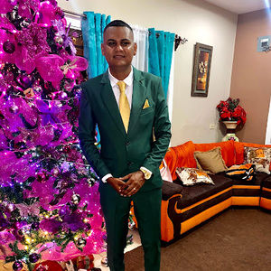 Meet your Posher, Oscar javier